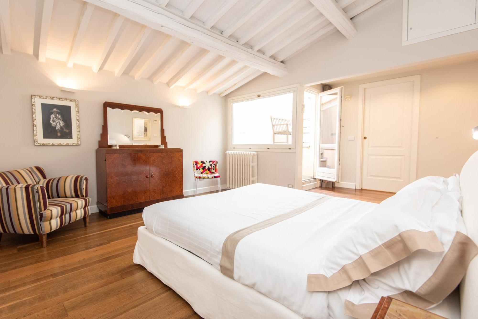 Giambologna Attic By Firenze Prestige Lägenhet Exteriör bild